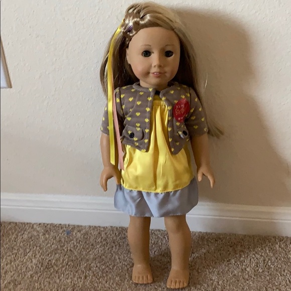 An Isabelle American Girl Doll - Picture 2 of 8